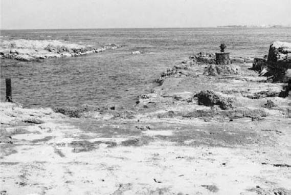 Plate 16 Kolymba, the Minoan dock at Agii Theodhori