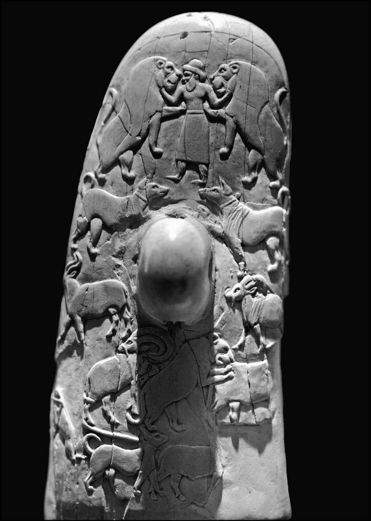 Ivory and flint knife handle depicting the Lord of Beasts, found in Egypt (c. 3450 b.c.e. ) Rama / CC BY-SA 2.0 FR / Wikimedia Commons