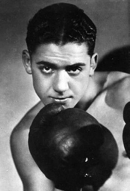 victor &ldquo;young&rdquo; perez. Cyber Boxing Zone