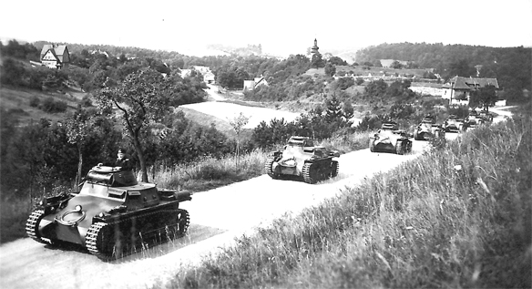 Изображение выглядит как внешний, лодка, трава, небо