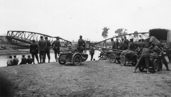 Изображение выглядит как небо, внешний, земля, старый